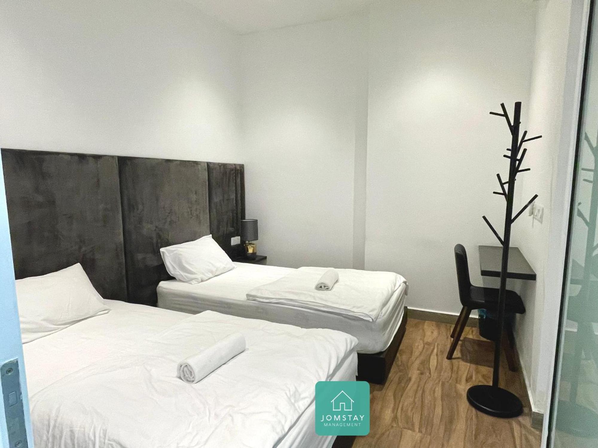 Jomstay Octagon Palm Suites Ipoh Exterior photo